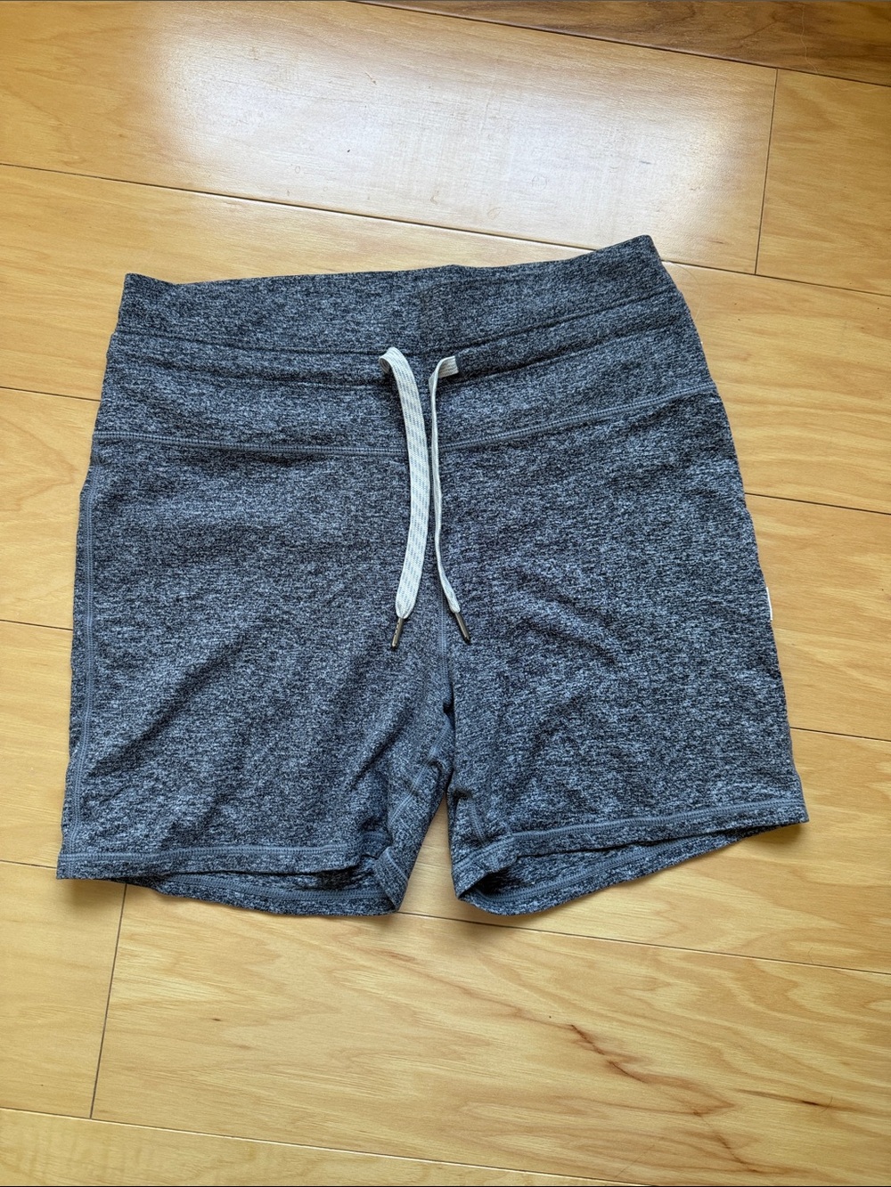 Vuori Halo Vintage Shorts - Picture 3 of 7